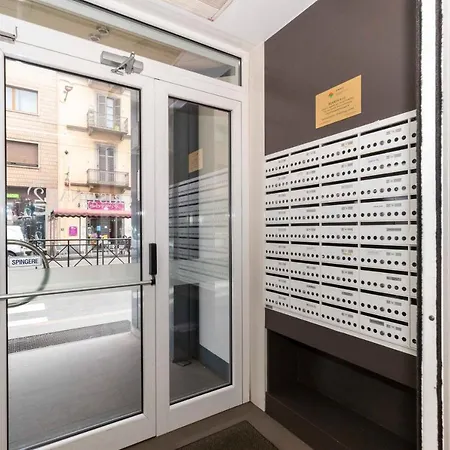 Appartement Open Space 53 Con Parcheggio In E Colazione Deliziosa Turijn