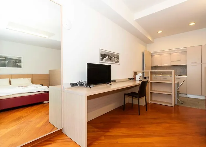 Apartamento Open Space 53 Con Parcheggio In E Colazione Deliziosa Turim