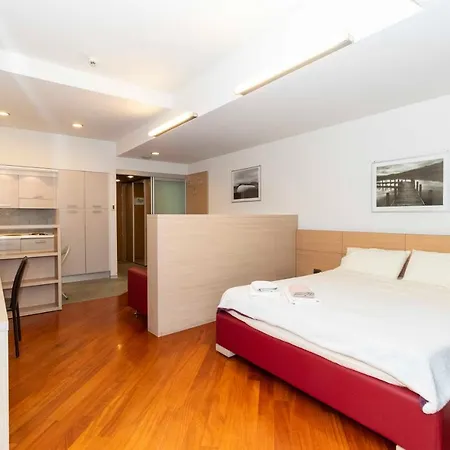 Open Space 53 Con Parcheggio In E Colazione Deliziosa * טורינו